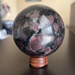 Garnet With Arfvedsonite Sphere | Firework Stone Crystal Ball Natural Gemstone